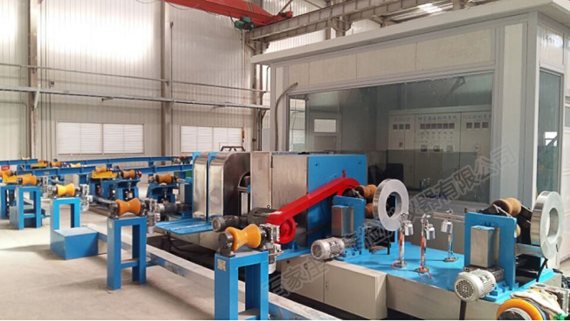 鋼管漏磁探傷設備.jpg 鋼管漏磁探傷設備.jpg